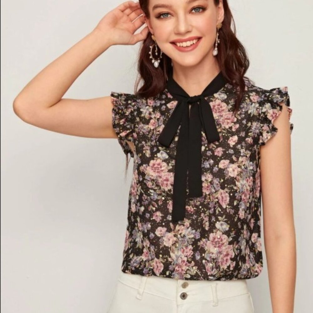 brand new elegant floral blouse - Picture 2 of 3